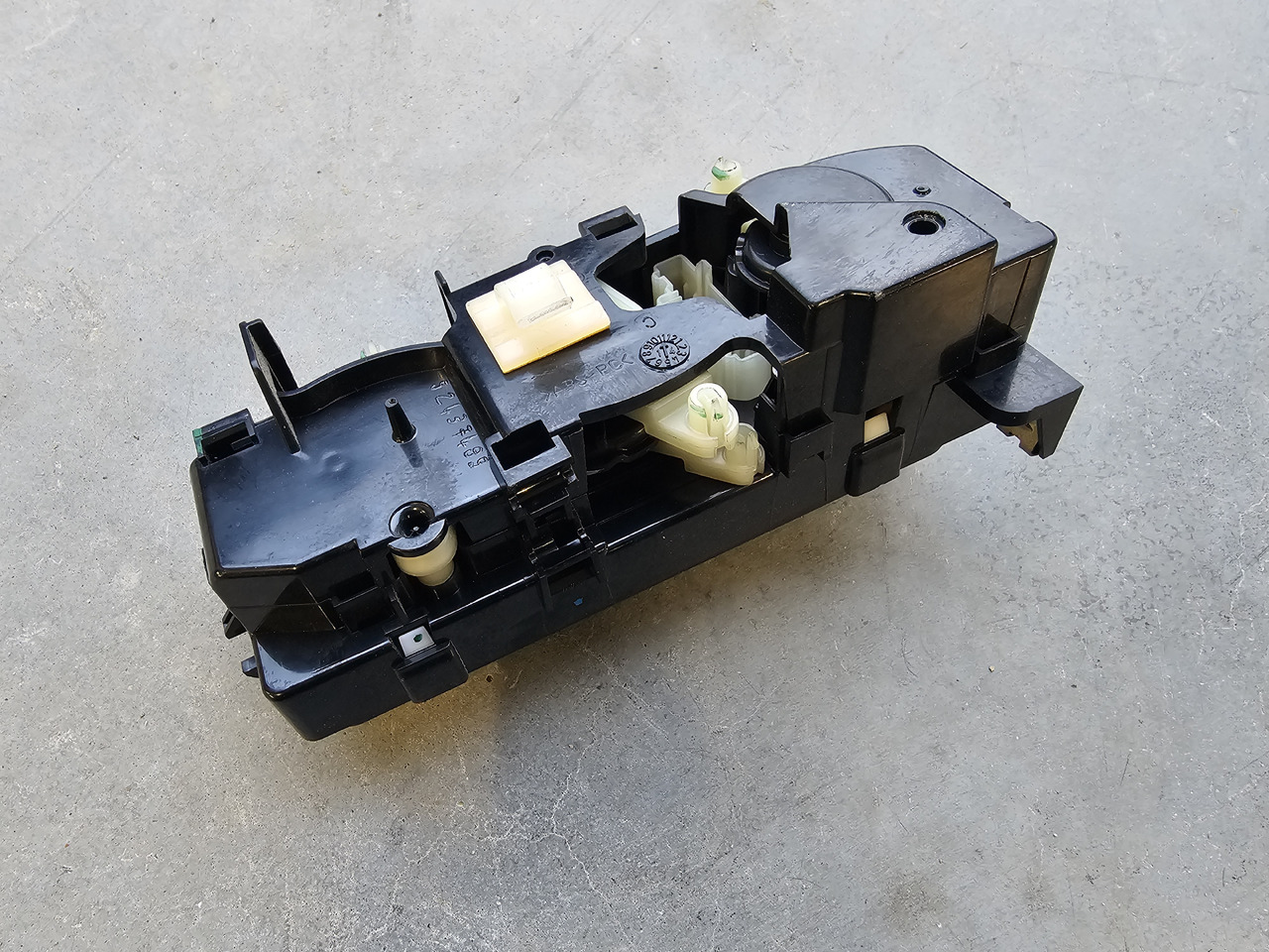 MERCEDES-BENZ ATEGO EURO 6 / HEATER PANEL / A9678200197 - Verwarming/ Ventilatie: afbeelding 4 MERCEDES-BENZ ATEGO EURO 6 / HEATER PANEL / A9678200197 - Verwarming/ Ventilatie: afbeelding 4