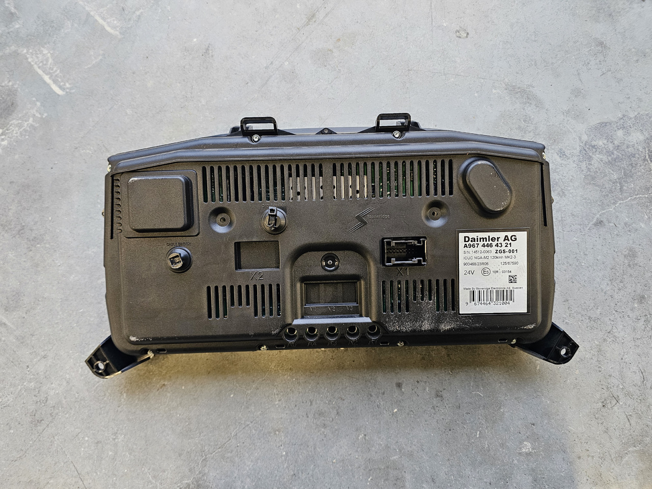 MERCEDES-BENZ ATEGO EURO 6 / DASHBOARD COUNTER / A9674464321 ZGS-001 - Onderdelen: afbeelding 3 MERCEDES-BENZ ATEGO EURO 6 / DASHBOARD COUNTER / A9674464321 ZGS-001 - Onderdelen: afbeelding 3