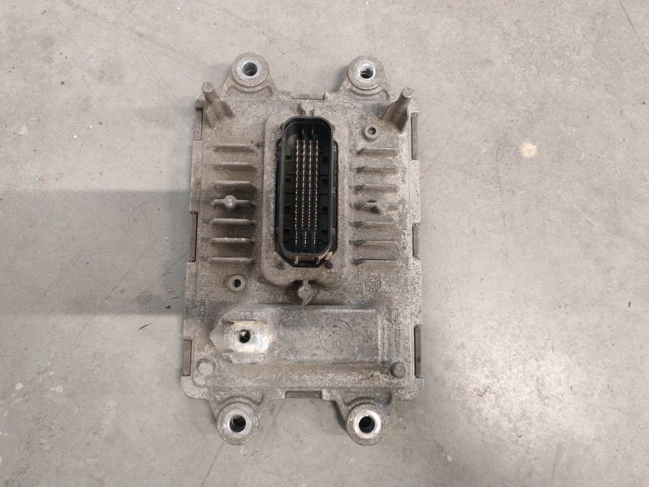 VOLVO FH5 FM5 / ADBLUE ECU / 23719483 - Onderdelen: afbeelding 2 VOLVO FH5 FM5 / ADBLUE ECU / 23719483 - Onderdelen: afbeelding 2