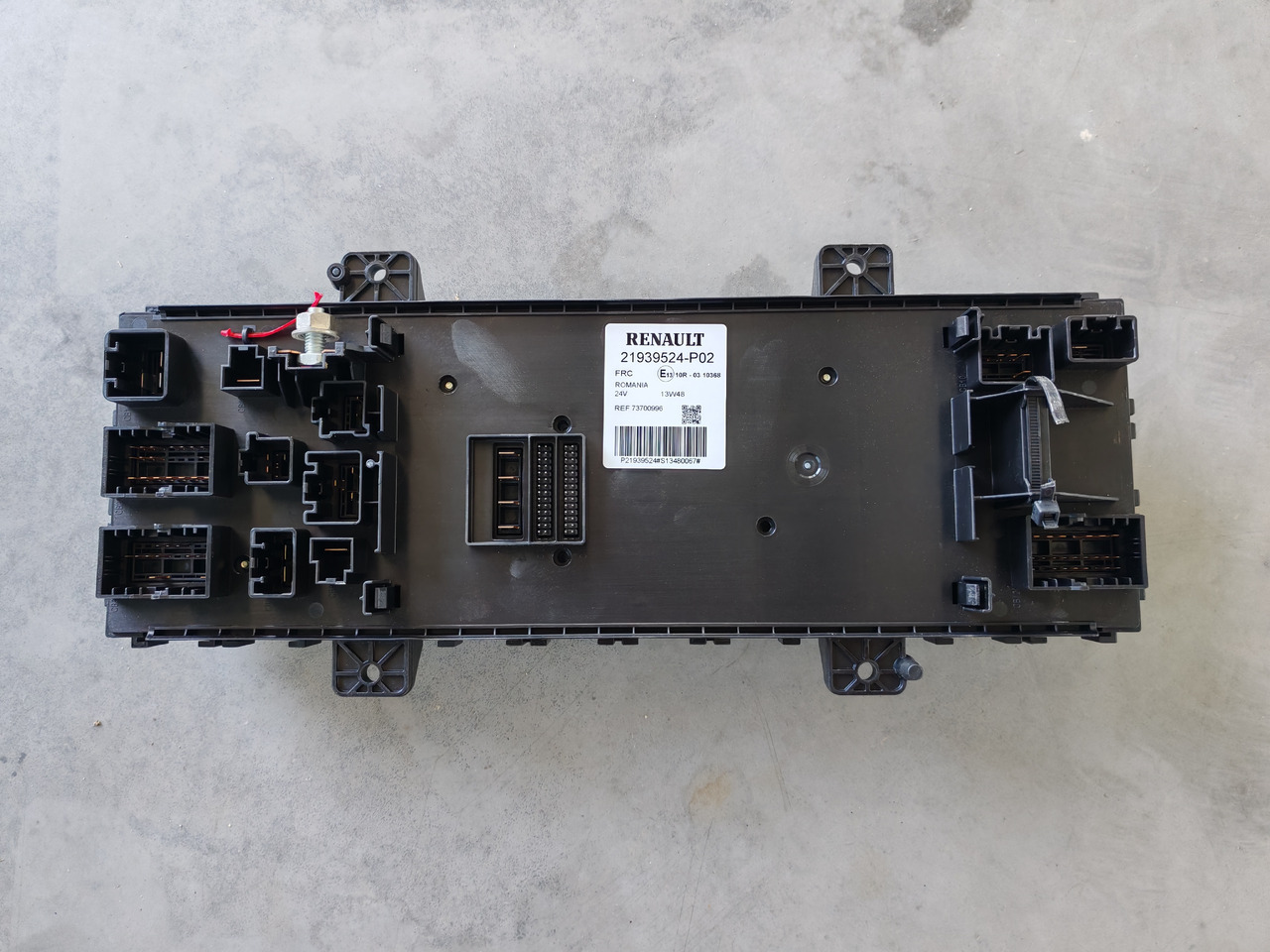 RENAULT RANGE T / FUSE BOX / 21939524 P02 - Zekeringkast: afbeelding 3 RENAULT RANGE T / FUSE BOX / 21939524 P02 - Zekeringkast: afbeelding 3