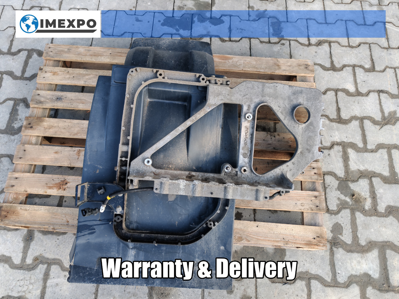 VOLVO FH FM FMX /FRONT AXLE LEFT MODGUARD / COMPLETE - Carrosserie en exterieur: afbeelding 1 VOLVO FH FM FMX /FRONT AXLE LEFT MODGUARD / COMPLETE - Carrosserie en exterieur: afbeelding 1