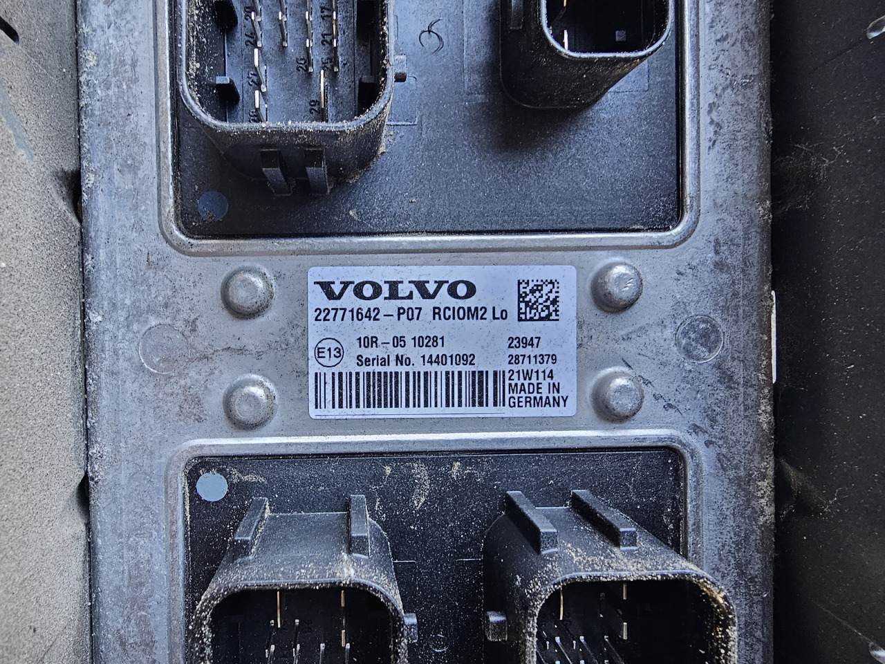 VOLVO FH5 FM5 EURO 6 / RCIOM2 CONTOL UNIT / 22771642 P07 - ECU: afbeelding 3 VOLVO FH5 FM5 EURO 6 / RCIOM2 CONTOL UNIT / 22771642 P07 - ECU: afbeelding 3