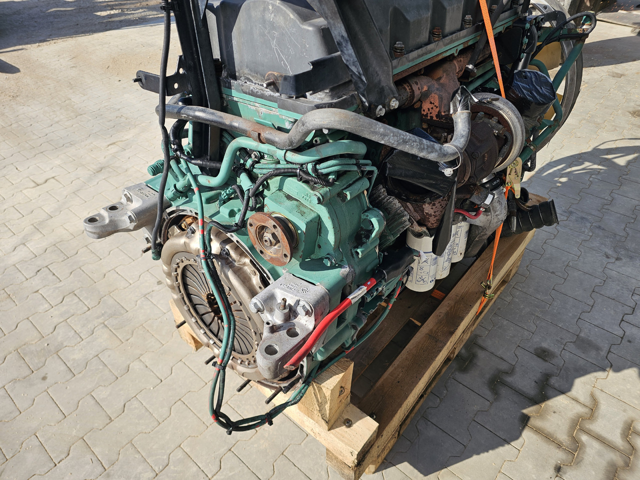 VOLVO FM / D11C 410 EEV / COMPLETE ENGINE - Motor: afbeelding 5 VOLVO FM / D11C 410 EEV / COMPLETE ENGINE - Motor: afbeelding 5