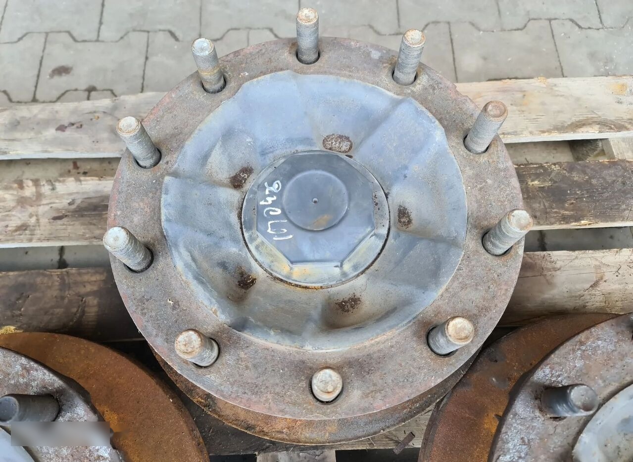 VOLVO RENAULT FRONT HUB 68mm 6.8cm / WORLDWIDE DELIVERY - Naaf voor Vrachtwagen: afbeelding 3 VOLVO RENAULT FRONT HUB 68mm 6.8cm / WORLDWIDE DELIVERY - Naaf voor Vrachtwagen: afbeelding 3