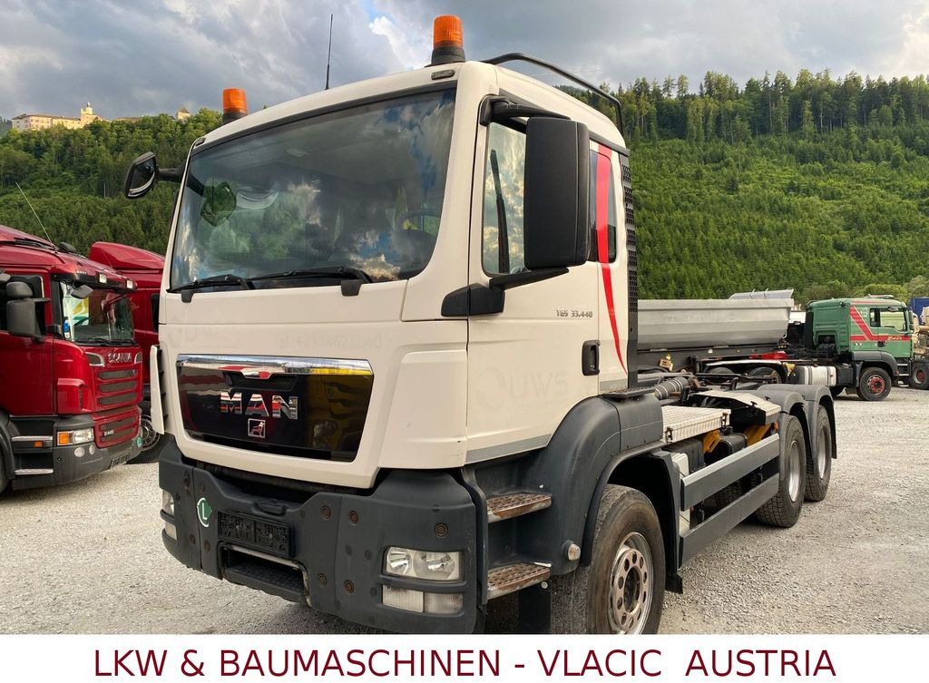 MAN TGS 33.440 (6x4) EEV Abrollkipper MAN TGS 33.440 (6x4) EEV Abrollkipper - Haakarmsysteem vrachtwagen: afbeelding 1 MAN TGS 33.440 (6x4) EEV Abrollkipper MAN TGS 33.440 (6x4) EEV Abrollkipper - Haakarmsysteem vrachtwagen: afbeelding 1