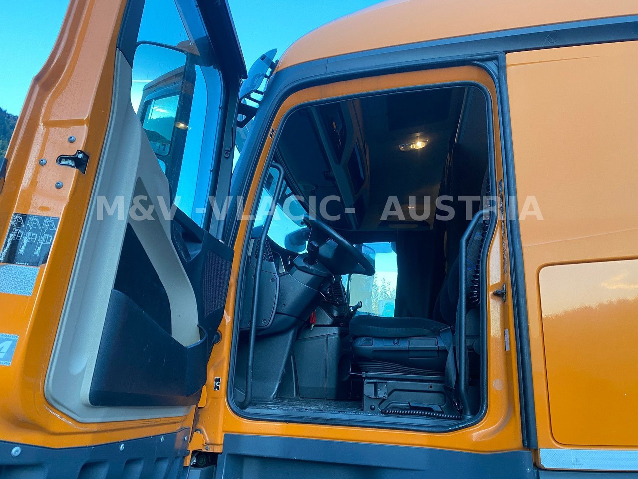 Mercedes-Benz 2542 - Containertransporter/ Wissellaadbak vrachtwagen: afbeelding 2 Mercedes-Benz 2542 - Containertransporter/ Wissellaadbak vrachtwagen: afbeelding 2