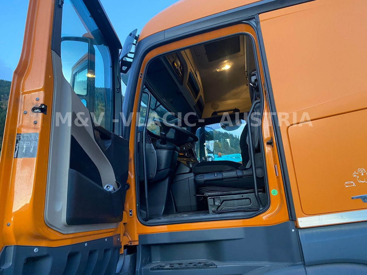 Mercedes-Benz 2542 - Containertransporter/ Wissellaadbak vrachtwagen: afbeelding 2 Mercedes-Benz 2542 - Containertransporter/ Wissellaadbak vrachtwagen: afbeelding 2