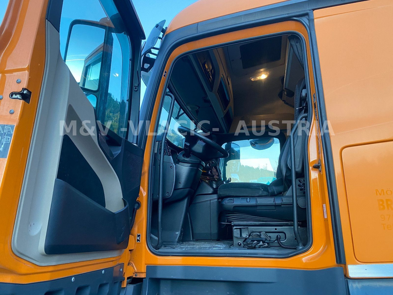 Mercedes-Benz 2542 - Containertransporter/ Wissellaadbak vrachtwagen: afbeelding 2 Mercedes-Benz 2542 - Containertransporter/ Wissellaadbak vrachtwagen: afbeelding 2