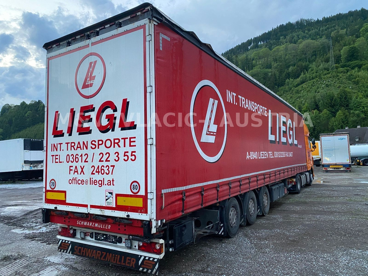 Schwarzmüller Mega - Varius - Schuifzeiloplegger: afbeelding 1 Schwarzmüller Mega - Varius - Schuifzeiloplegger: afbeelding 1