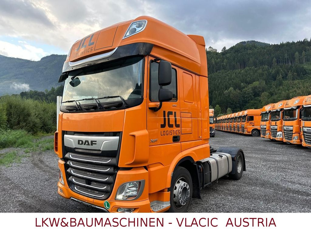 DAF XF 450 FT SSC - ADR AT-FL-EX - Trekker: afbeelding 1 DAF XF 450 FT SSC - ADR AT-FL-EX - Trekker: afbeelding 1