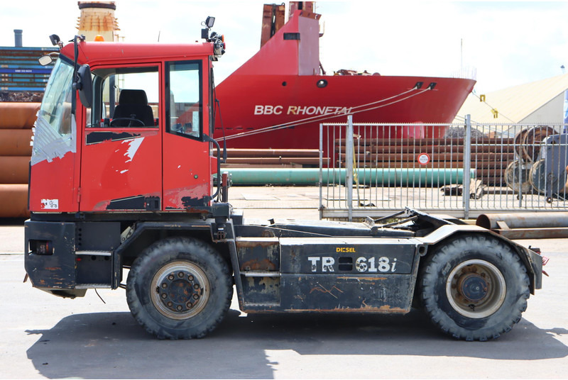 Kalmar TR618iA - Terminal trekker: afbeelding 4 Kalmar TR618iA - Terminal trekker: afbeelding 4