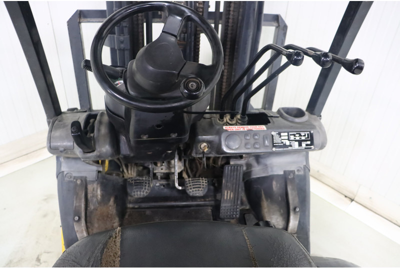 Komatsu FD18T-20 - Diesel heftruck: afbeelding 2 Komatsu FD18T-20 - Diesel heftruck: afbeelding 2