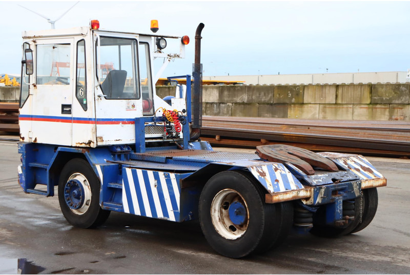 Terberg TRT89 - Terminal trekker: afbeelding 5 Terberg TRT89 - Terminal trekker: afbeelding 5