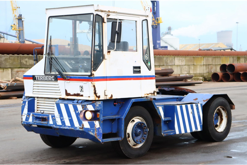 Terberg TRT89 - Terminal trekker: afbeelding 3 Terberg TRT89 - Terminal trekker: afbeelding 3
