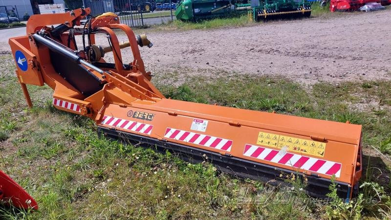 Berti TRINCIARGINI WING 250 - Klepelmaaier/ Mulcher: afbeelding 1 Berti TRINCIARGINI WING 250 - Klepelmaaier/ Mulcher: afbeelding 1
