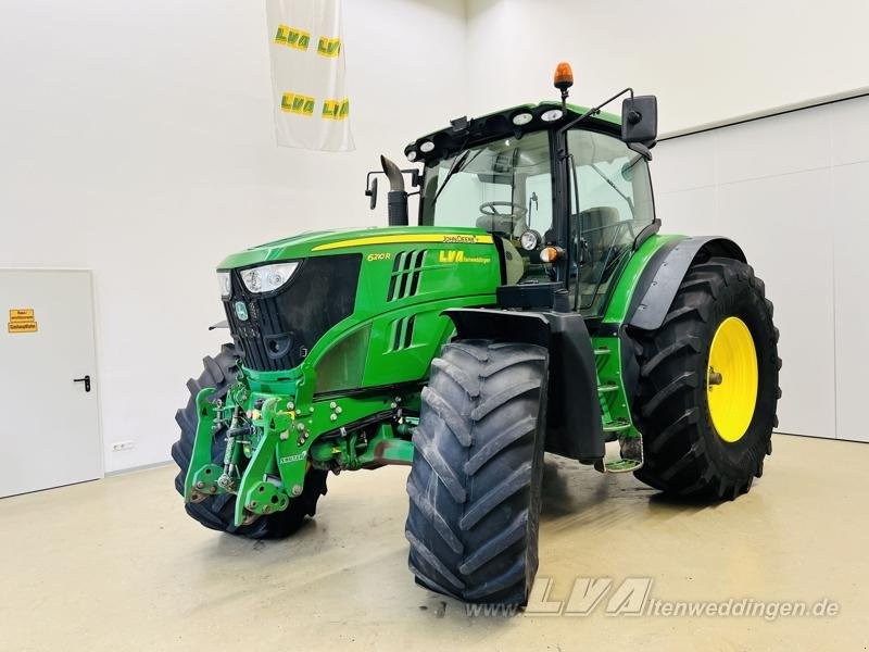John Deere 6210R - Tractor: afbeelding 2 John Deere 6210R - Tractor: afbeelding 2