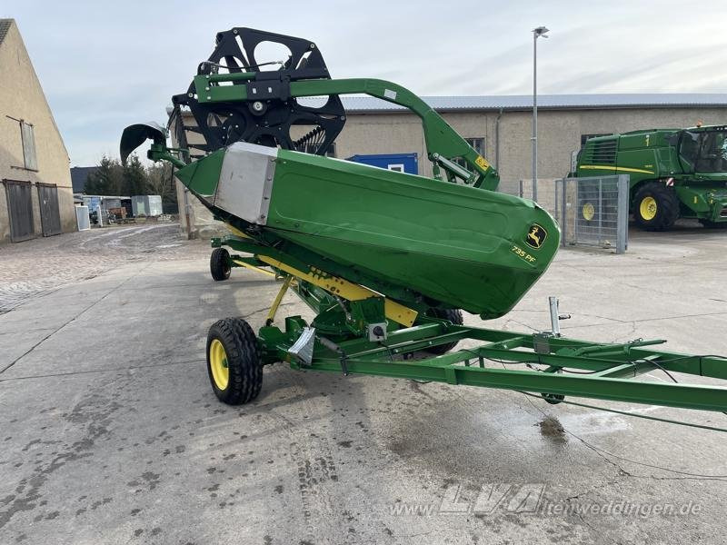 John Deere 735 PremiumFlow - Graanmaaibord: afbeelding 1 John Deere 735 PremiumFlow - Graanmaaibord: afbeelding 1
