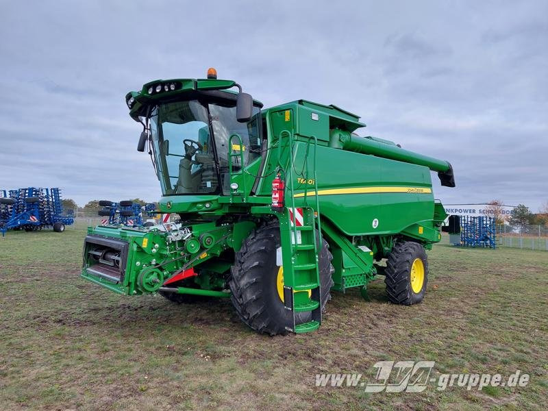 John Deere T660i - Maaidorser: afbeelding 1 John Deere T660i - Maaidorser: afbeelding 1