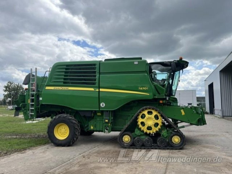 John Deere T670 - Maaidorser: afbeelding 2 John Deere T670 - Maaidorser: afbeelding 2