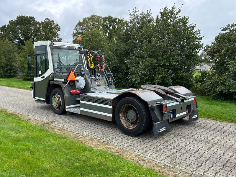 Terberg DT 183 | DISTRIBUTION TERMINAL | 8949 HOURS !!!! | LOW STEPS - Terminal trekker: afbeelding 5 Terberg DT 183 | DISTRIBUTION TERMINAL | 8949 HOURS !!!! | LOW STEPS - Terminal trekker: afbeelding 5