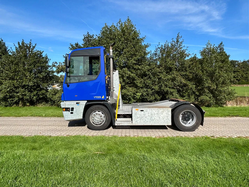 Terberg YT 223 | LOW HOURS - * 9211 *| GALVANISH CHASSIS | NEW MODEL - Terminal trekker: afbeelding 3 Terberg YT 223 | LOW HOURS - * 9211 *| GALVANISH CHASSIS | NEW MODEL - Terminal trekker: afbeelding 3