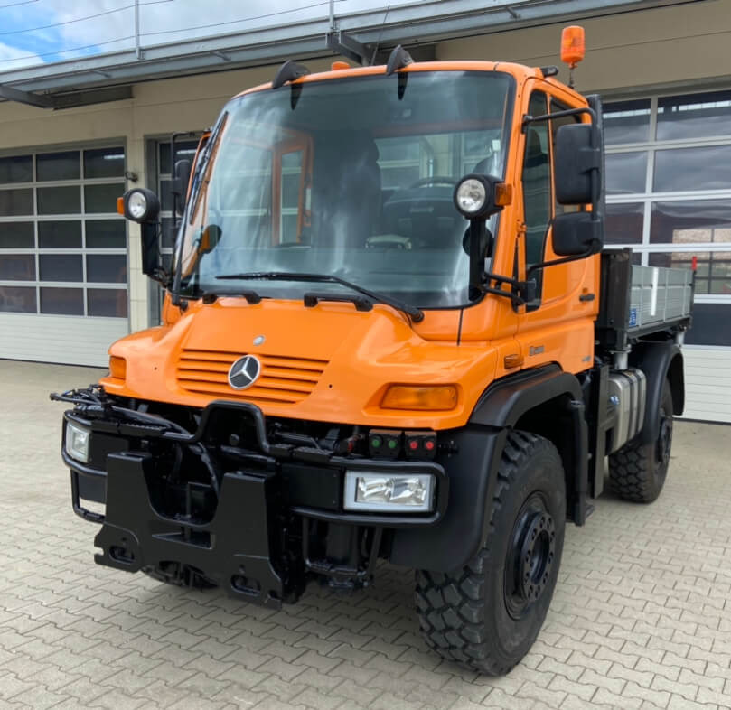 Unimog 500 - U500 405 33387 Mercedes Benz 405 - Gemeentelijke machine/ Speciaal: afbeelding 1 Unimog 500 - U500 405 33387 Mercedes Benz 405 - Gemeentelijke machine/ Speciaal: afbeelding 1
