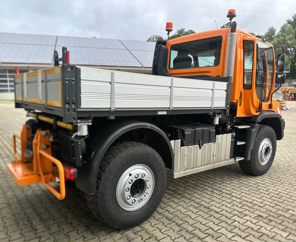 Unimog 530 - U530 405 44301 Mercedes Benz 405 - Gemeentelijke machine/ Speciaal: afbeelding 5 Unimog 530 - U530 405 44301 Mercedes Benz 405 - Gemeentelijke machine/ Speciaal: afbeelding 5