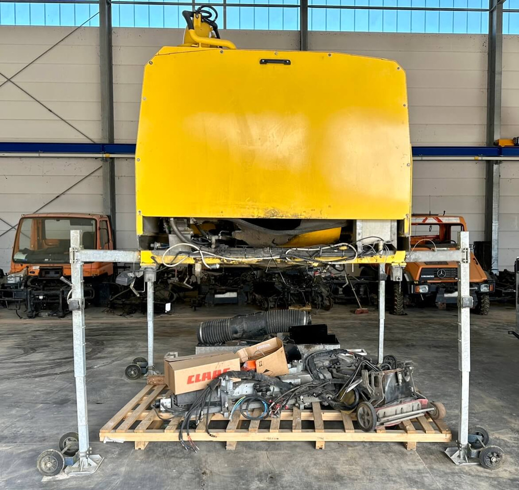 Unimog Aufbaukehrmaschine Trilety SK-370 - Veegwagen: afbeelding 2 Unimog Aufbaukehrmaschine Trilety SK-370 - Veegwagen: afbeelding 2