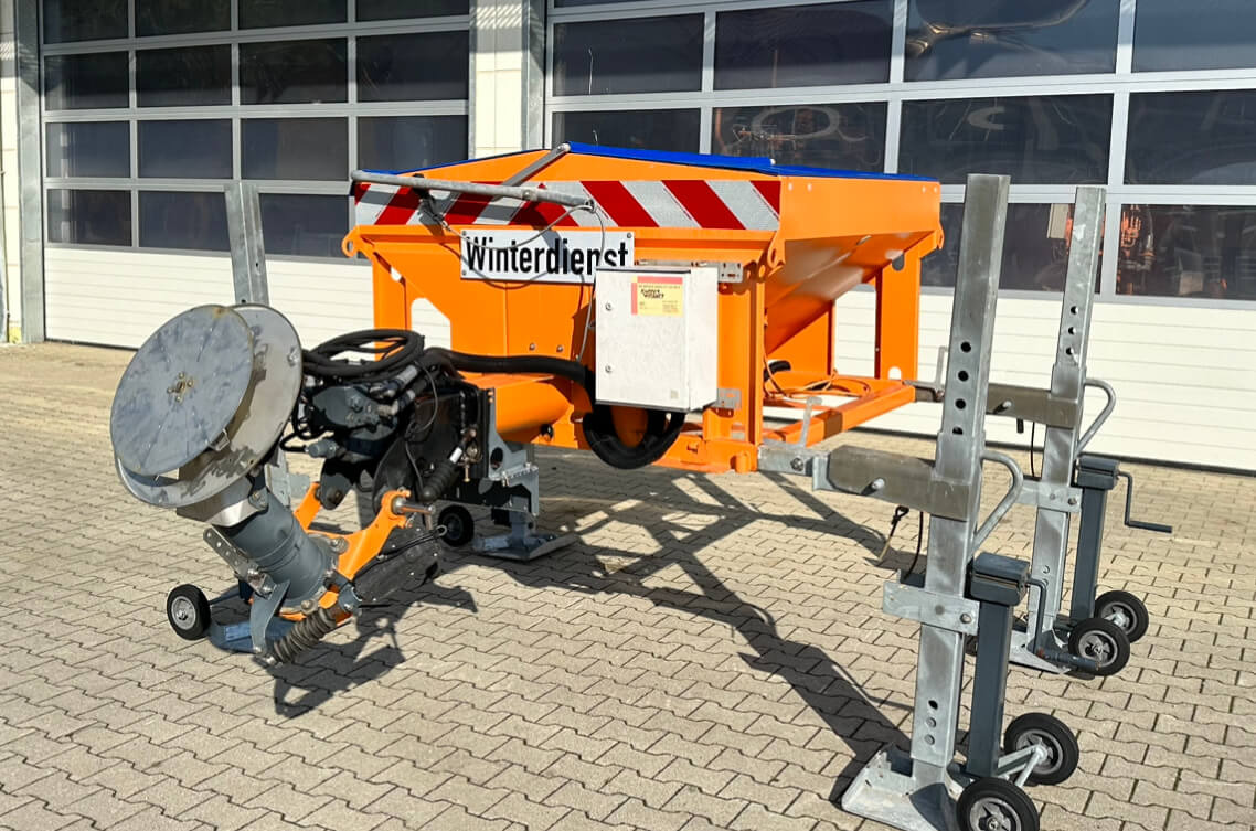 Unimog Salzstreuer KüpperWeisser IMSSN J15012 H - Zout/ Zandstrooier: afbeelding 1 Unimog Salzstreuer KüpperWeisser IMSSN J15012 H - Zout/ Zandstrooier: afbeelding 1