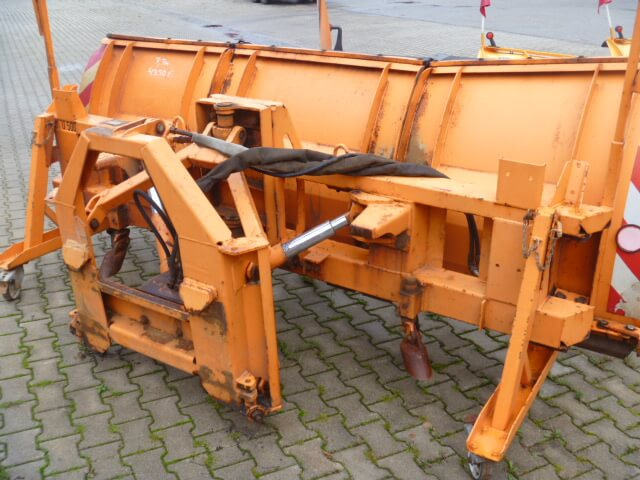 Unimog Schneepflug - Schneeschild Beilhack PV28-3 - Sneeuwschuif: afbeelding 3 Unimog Schneepflug - Schneeschild Beilhack PV28-3 - Sneeuwschuif: afbeelding 3