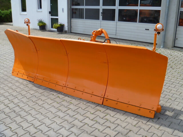 Unimog Schneepflug - Schneeschild Schmidt MF5.3 - Sneeuwschuif: afbeelding 2 Unimog Schneepflug - Schneeschild Schmidt MF5.3 - Sneeuwschuif: afbeelding 2