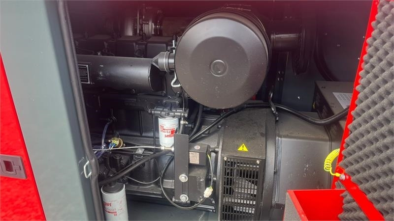 Bauer GFS-120 ATS, 120 kW/150 kVA - Industrie generator: afbeelding 5 Bauer GFS-120 ATS, 120 kW/150 kVA - Industrie generator: afbeelding 5