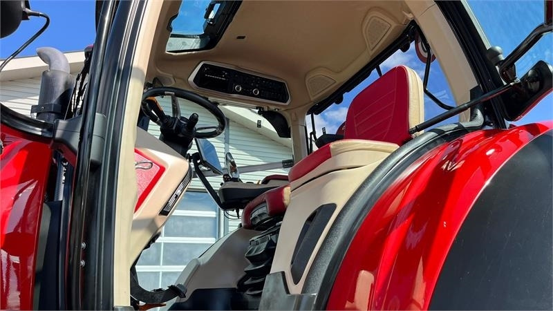 Case IH Optum 300 CVX AFS Connect med frontlift og SafeGua - Tractor: afbeelding 2 Case IH Optum 300 CVX AFS Connect med frontlift og SafeGua - Tractor: afbeelding 2