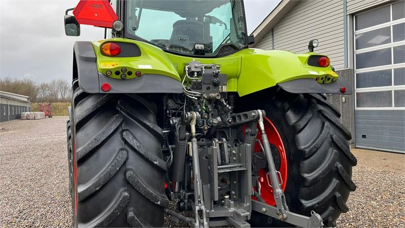Claas Axion 830 Med frontlift. Velholdt traktor. - Tractor: afbeelding 3 Claas Axion 830 Med frontlift. Velholdt traktor. - Tractor: afbeelding 3