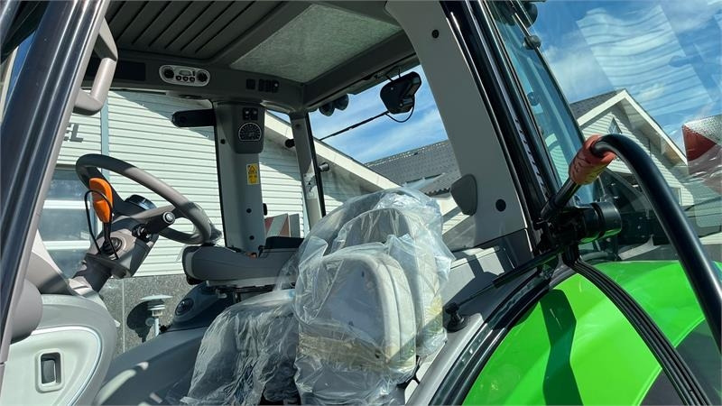 Deutz-fahr 9340 TTV 9340 TTV WARRIOR, New and unused tractor - Tractor: afbeelding 4 Deutz-fahr 9340 TTV 9340 TTV WARRIOR, New and unused tractor - Tractor: afbeelding 4