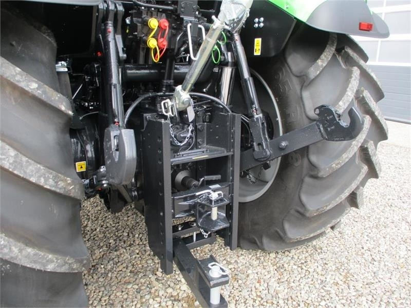 Deutz-fahr Agrotron 6205G New and Unused tractor - Tractor: afbeelding 4 Deutz-fahr Agrotron 6205G New and Unused tractor - Tractor: afbeelding 4