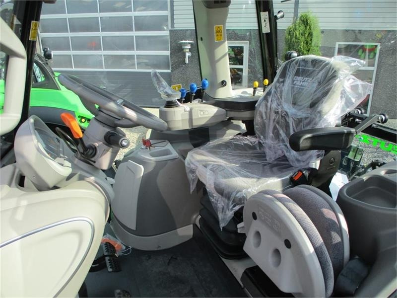 Deutz-fahr Agrotron 6205G New and Unused tractor - Tractor: afbeelding 4 Deutz-fahr Agrotron 6205G New and Unused tractor - Tractor: afbeelding 4