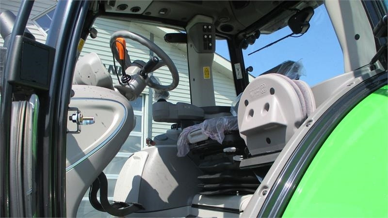 Tractor Deutz-fahr Agrotron 6205G New and Unused tractor: afbeelding 15 Tractor Deutz-fahr Agrotron 6205G New and Unused tractor: afbeelding 15