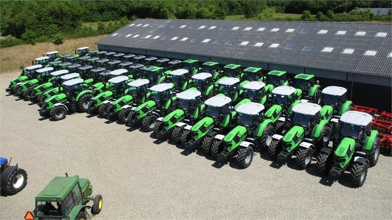 Deutz-fahr Agrotron 6205G New and Unused tractor - Tractor: afbeelding 2 Deutz-fahr Agrotron 6205G New and Unused tractor - Tractor: afbeelding 2