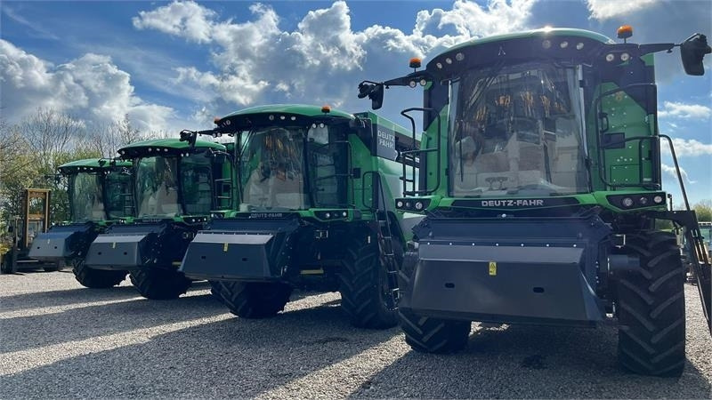 Deutz-fahr C7206 With 24feed - 7.2m header. New and unused Co - Maaidorser: afbeelding 1 Deutz-fahr C7206 With 24feed - 7.2m header. New and unused Co - Maaidorser: afbeelding 1