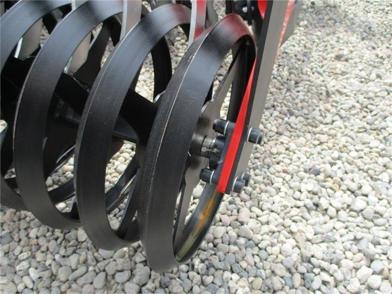 Dexwal Mamut 4 m Med v-rings pakker og 560mm talerkner - Schijveneg: afbeelding 5 Dexwal Mamut 4 m Med v-rings pakker og 560mm talerkner - Schijveneg: afbeelding 5