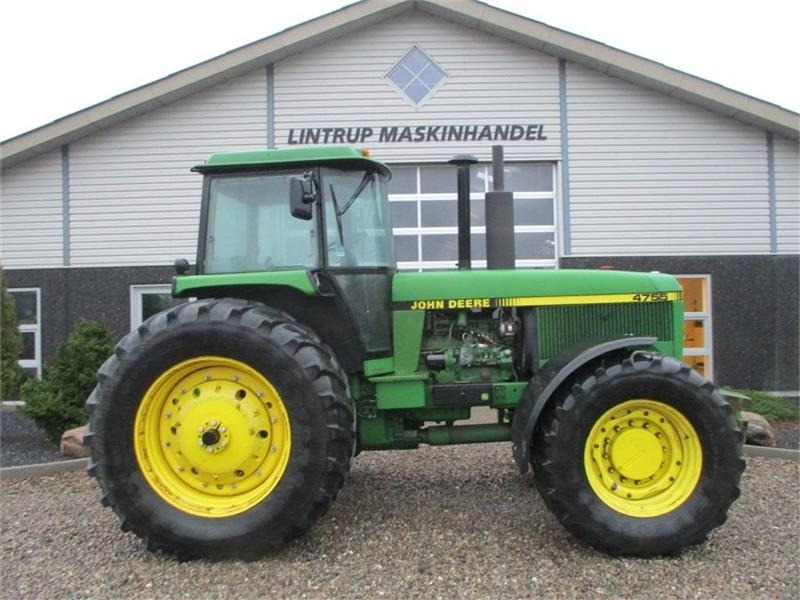 Tractor John Deere 4755 En rigtig kraftkarl med den store 7,6L motor: afbeelding 13 Tractor John Deere 4755 En rigtig kraftkarl med den store 7,6L motor: afbeelding 13