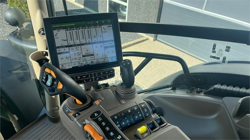 John Deere 6195R Ultimate Edition, CommandPro, Meget velholdt - Tractor: afbeelding 3 John Deere 6195R Ultimate Edition, CommandPro, Meget velholdt - Tractor: afbeelding 3