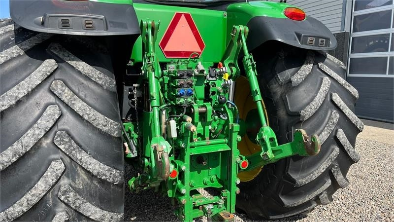 John Deere 7230R Med frontlift. Stor stærk traktor til små pe - Tractor: afbeelding 5 John Deere 7230R Med frontlift. Stor stærk traktor til små pe - Tractor: afbeelding 5