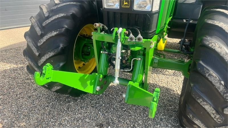 John Deere 7710 8.1L motor, store hjul og frontlift. En ejere - Tractor: afbeelding 4 John Deere 7710 8.1L motor, store hjul og frontlift. En ejere - Tractor: afbeelding 4