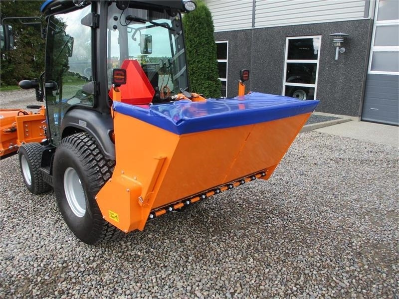 Limas SSP140 Selvlæssende og med lys - Zout/ Zandstrooier voor Gemeentelijke machine/ Speciaal: afbeelding 3 Limas SSP140 Selvlæssende og med lys - Zout/ Zandstrooier voor Gemeentelijke machine/ Speciaal: afbeelding 3