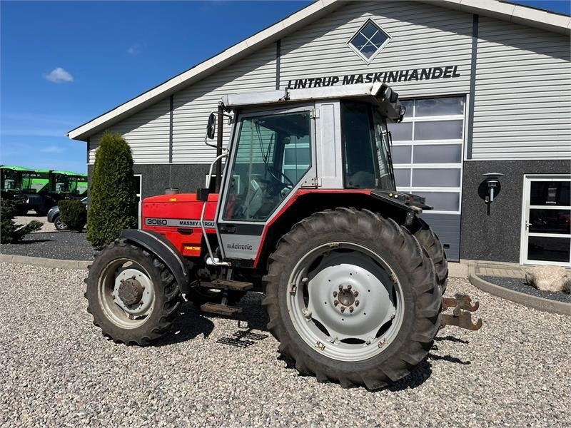 Massey Ferguson 3060 Autotronic - Tractor: afbeelding 5 Massey Ferguson 3060 Autotronic - Tractor: afbeelding 5