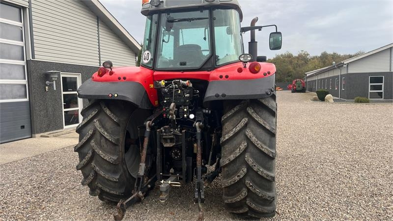 Tractor Massey Ferguson 6490 Dyna 6 med frontlift: afbeelding 16