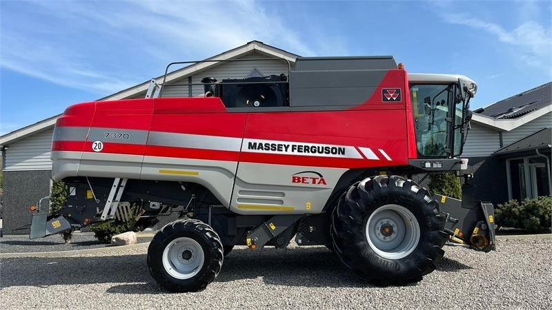 Massey Ferguson 7370 BETA. Gårdmaskine med kun 1080 motortimer. Me - Maaidorser: afbeelding 2 Massey Ferguson 7370 BETA. Gårdmaskine med kun 1080 motortimer. Me - Maaidorser: afbeelding 2