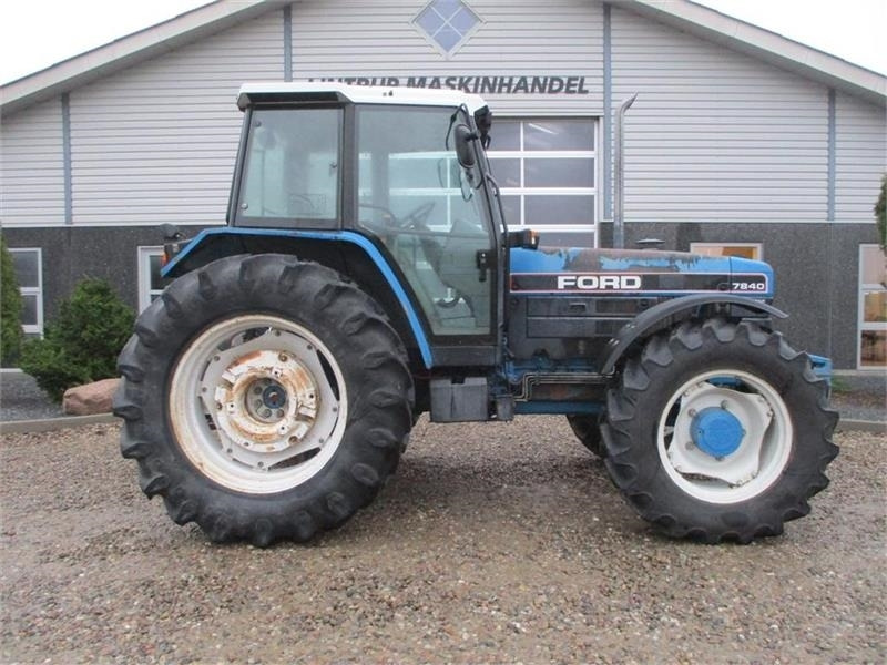 New Holland 7840 SLE, med rigtig god dæk montering og knap på - Tractor: afbeelding 2 New Holland 7840 SLE, med rigtig god dæk montering og knap på - Tractor: afbeelding 2